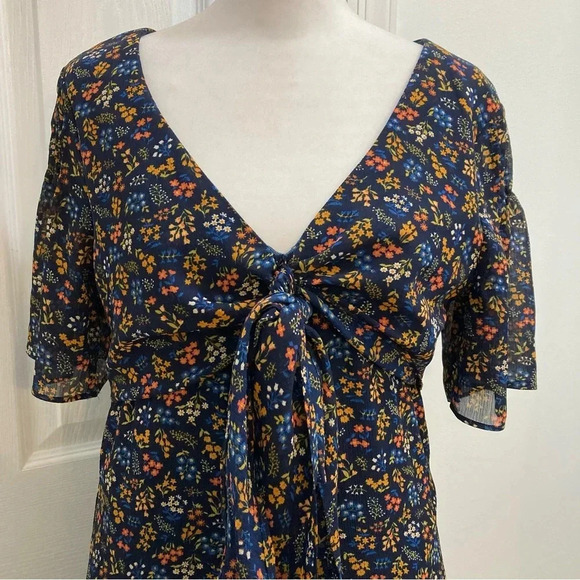 Madewell Cross-Front Mini Dress in Garden Party - Picture 11 of 15